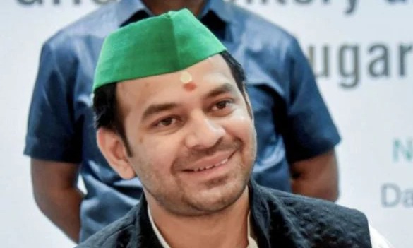 Tej Pratap Writes Emotional Letter to Parents After Expulsion by Lalu Yadav
